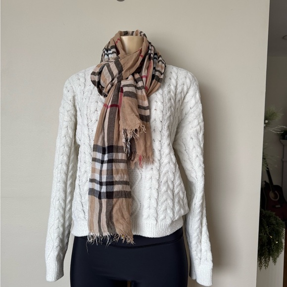 PINK ROSE white sweater size L - Picture 8 of 8